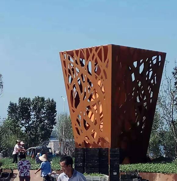 东方华侨农场耐候钢板雕塑